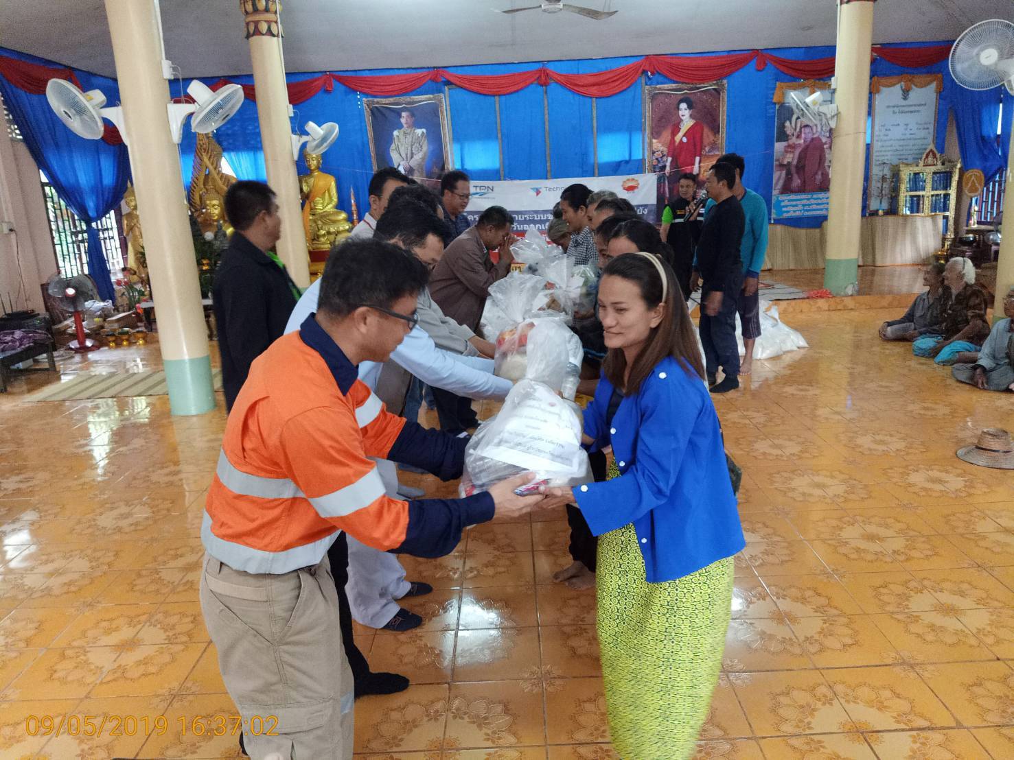 TPN donates to help the flood victims in Ban Phai, Khon Kaen